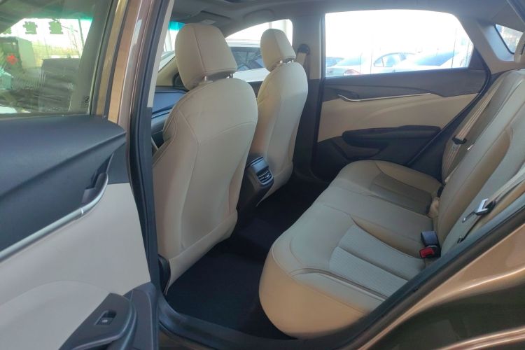 别克 英朗 2015款 15N 自动精英型中控内饰7004