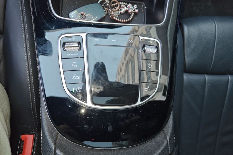 奔驰E级(进口) 2020款 E 260 轿跑车局部细节18