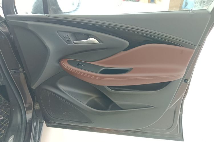 别克 昂科威 2021款 532T 两驱豪华型中控内饰42