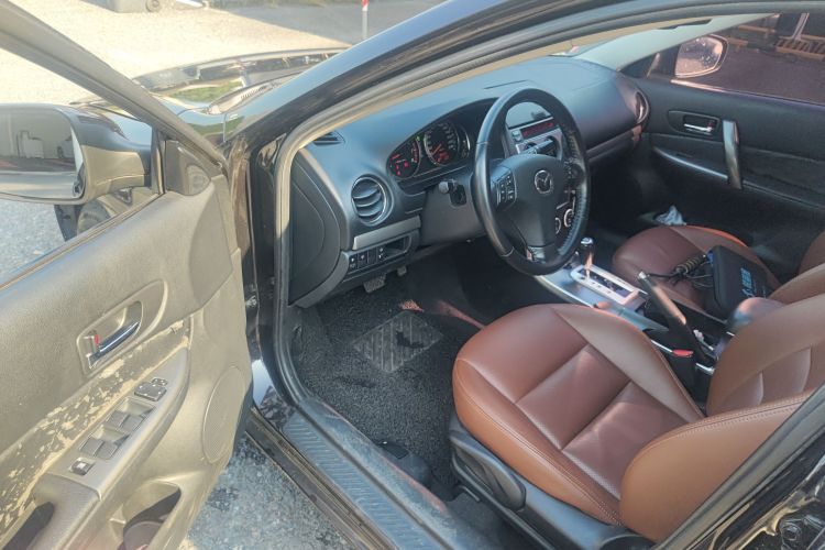 马自达6 2015款 2.0L 自动时尚型中控内饰20