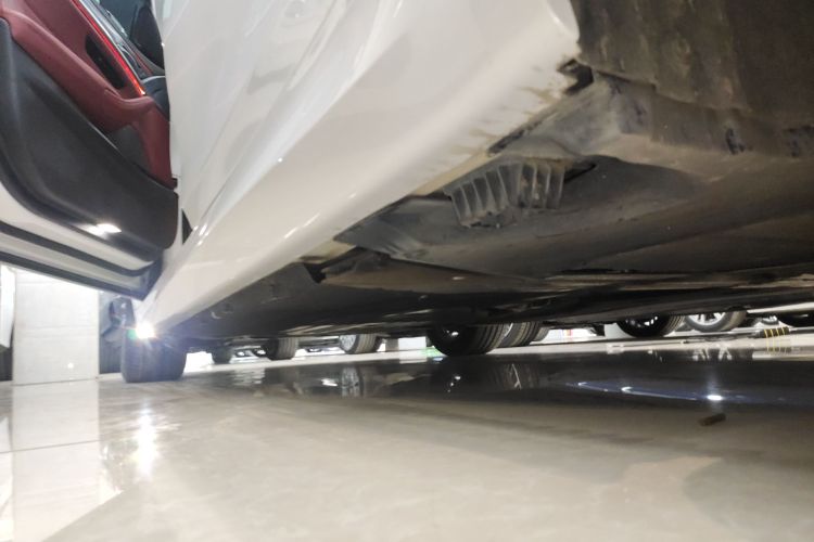 宝马5系新能源 2022款 改款 535Le M运动套装局部细节9002