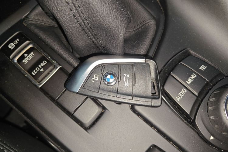 宝马X1 2018款 sDrive20Li 领先型中控内饰11