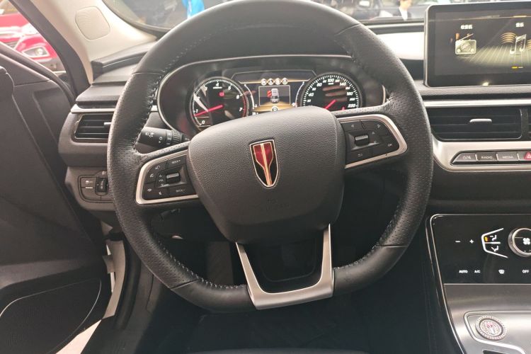 红旗H5 2022款 经典款 改款 1.5T DCT旗韵版中控内饰13