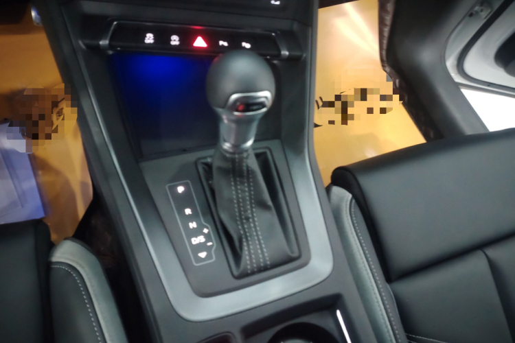 奥迪Q3 2024款 35 TFSI 时尚动感型局部细节18