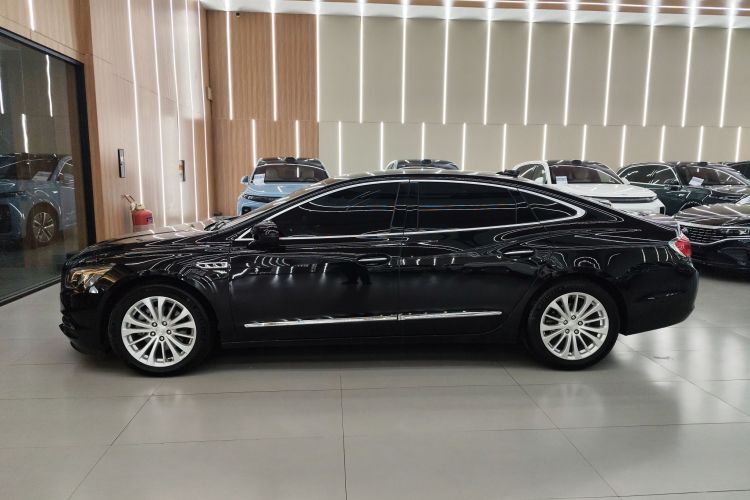 别克 君越 2018款 28T 精英型车身外观4