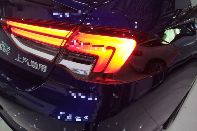 别克 君威 2020款 GS 28T 精英型车身外观9