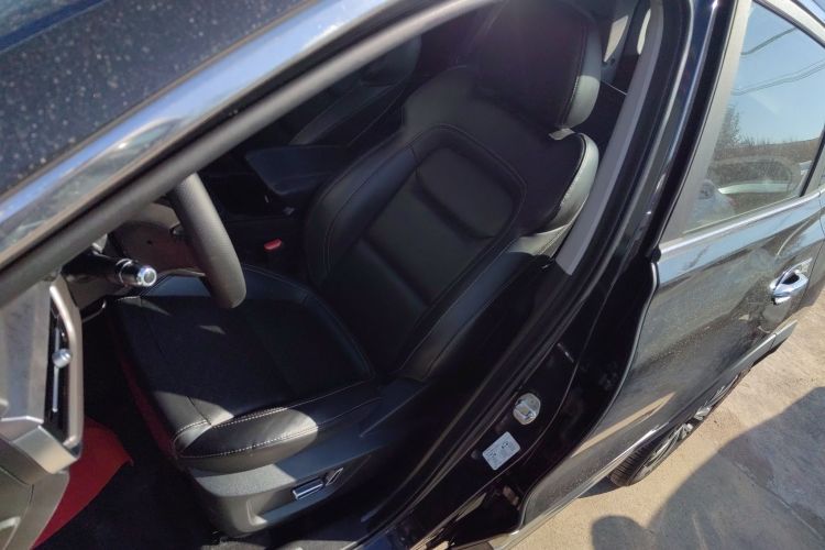 奇瑞 瑞虎8 2020款 290TGDI 自动豪华版中控内饰19