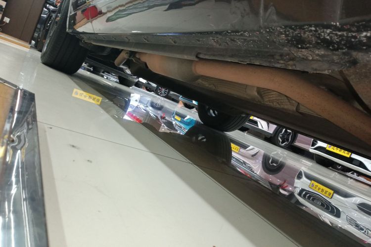 理想汽车 理想ONE 2021款 增程6座版局部细节9001