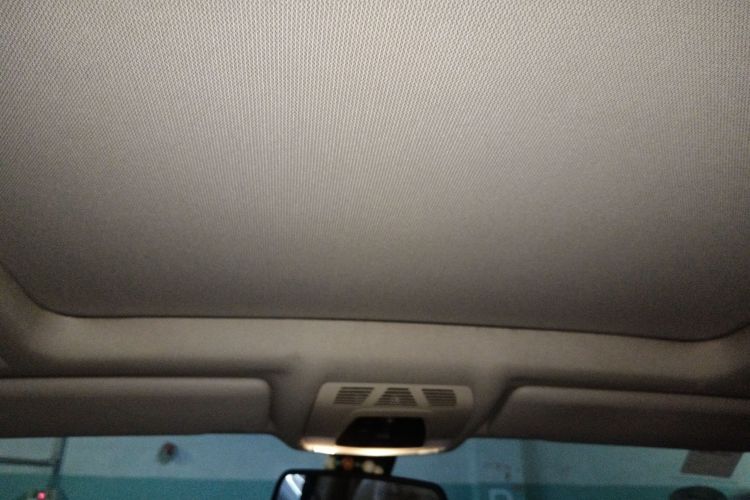 宝马3系GT 2013款 320i 风尚设计套装局部细节22