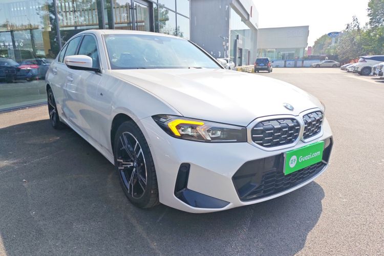 宝马3系 2024款 325i M运动套装车身外观6002