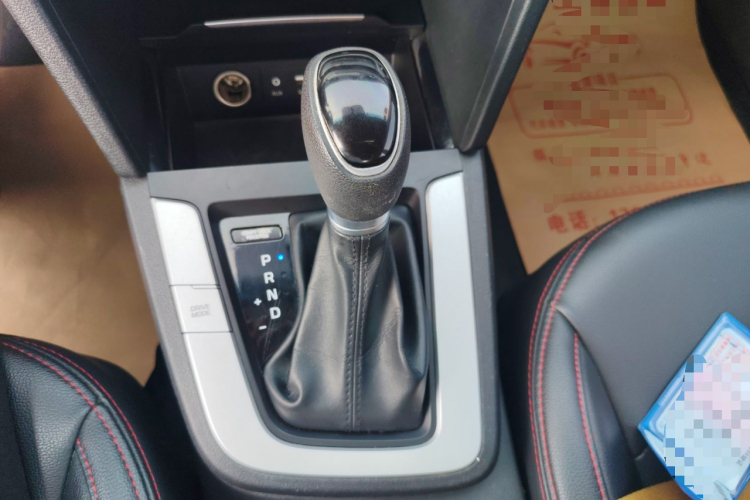 现代 领动 2016款 1.6L 自动智炫·青春型中控内饰18