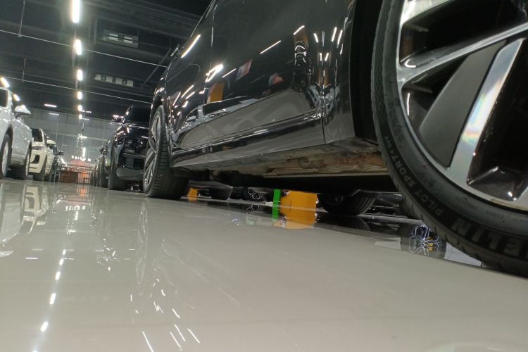 理想汽车 理想L9 2022款 Max局部细节9001