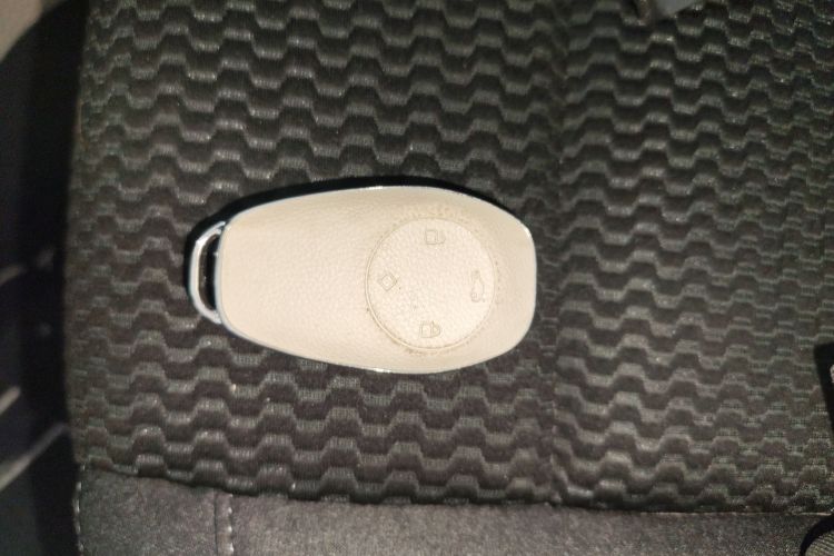 零跑汽车 零跑T03 2020款 400轻享版中控内饰11