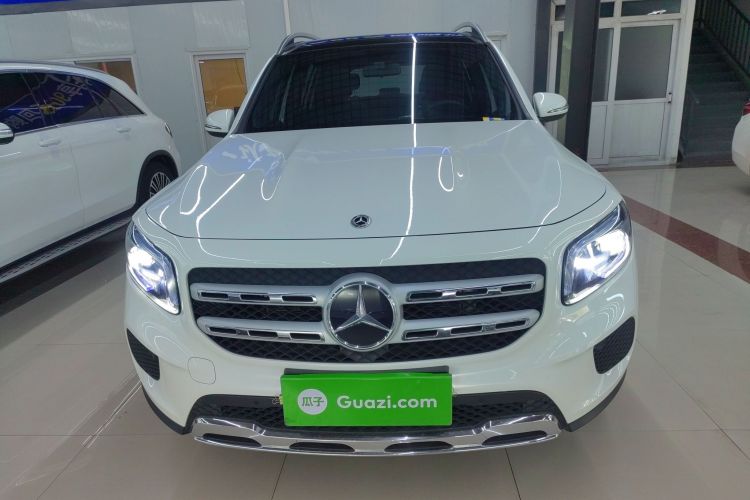 奔驰GLB 2023款 GLB 220 时尚型车身外观6001