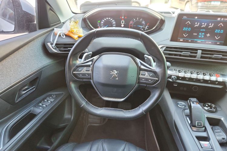 标致4008 2017款 350THP 豪华版中控内饰13