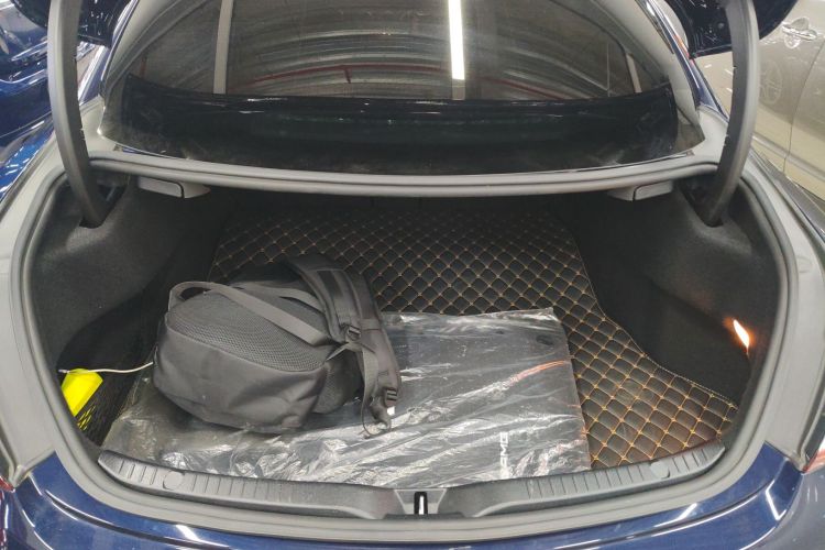 奔驰C级(进口) 2023款 C 260 轿跑车局部细节23