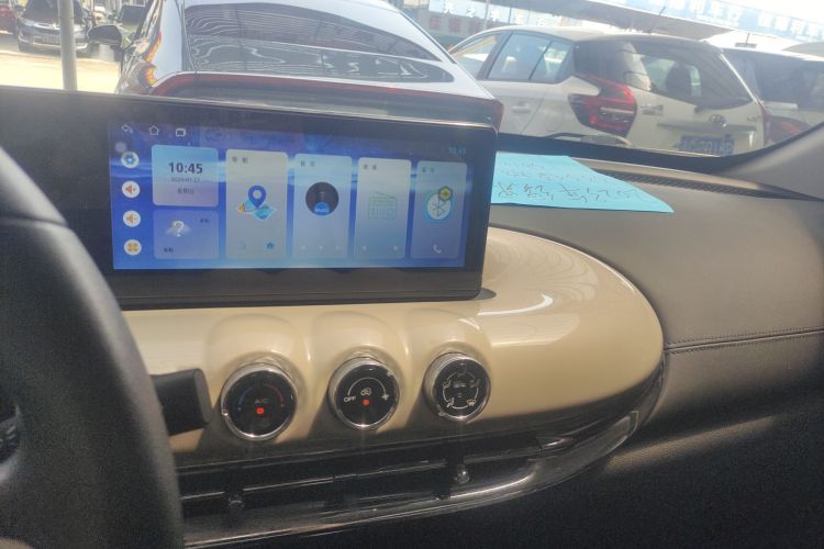 五菱汽车 五菱缤果 2023款 333km 悦享款中控内饰16