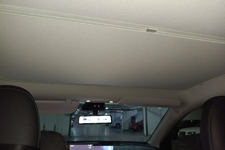 特斯拉 Model Y 2022款 改款 后轮驱动版局部细节22