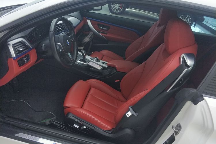 宝马4系 2017款 425i 敞篷M运动套装中控内饰19