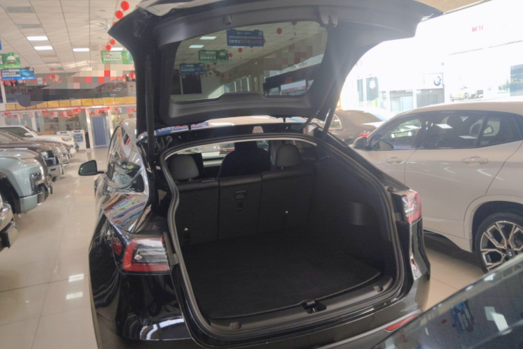 特斯拉 Model Y 2023款 后轮驱动版机舱底盘23