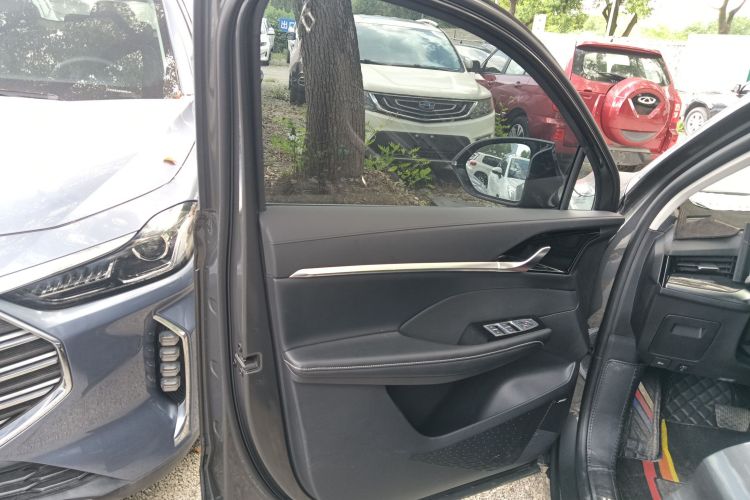 荣威RX5 MAX 2022款 2.0T 自动有为尊荣版中控内饰47