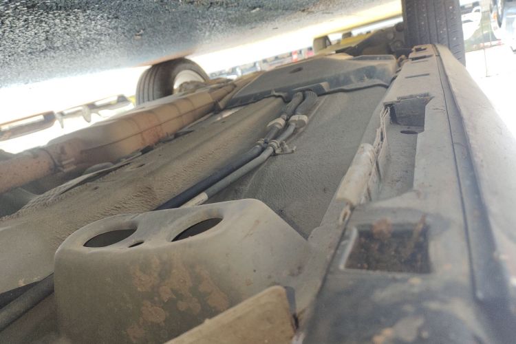 路虎 发现神行 2016款 2.0T HSE局部细节9001