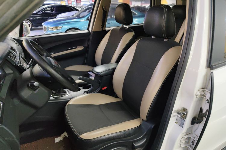 东风风行 景逸X3 2015款 1.5L 舒适型局部细节19