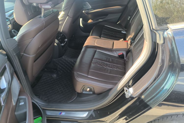 宝马6系GT 2020款 630i M运动大旅行家版中控内饰21