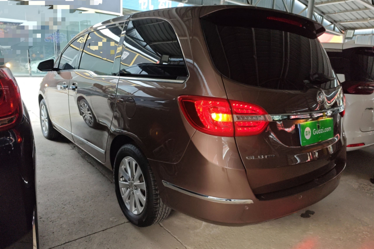 别克GL8 2018款 28T 尊贵型 国VI车身外观4