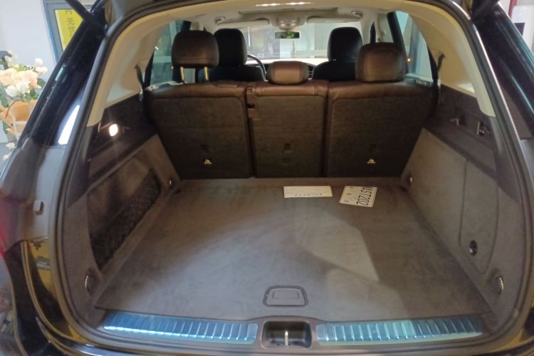 奔驰GLE 2020款 GLE 350 4MATIC 动感型局部细节23