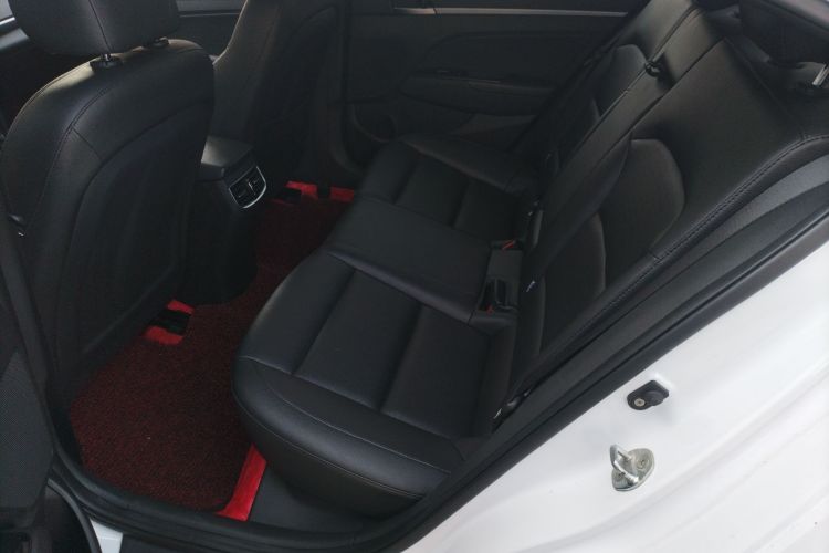 现代 领动 2020款 1.5L CVT智炫·精英型中控内饰21