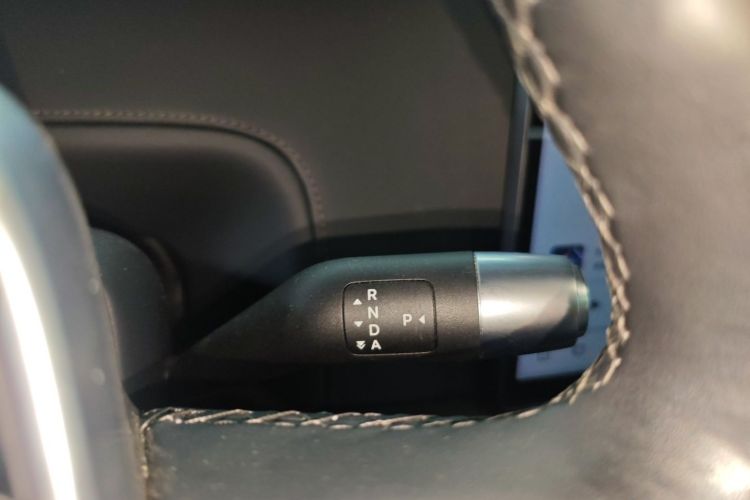 理想汽车 理想L7 2023款 Max局部细节18