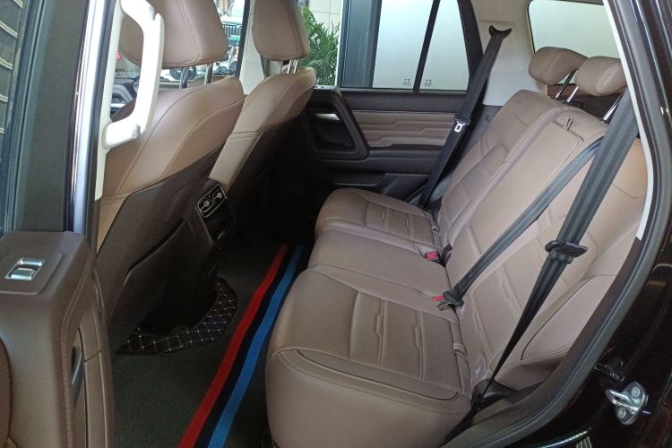 北京越野 北京BJ60 2022款 2.0T 周末版 五座中控内饰7004