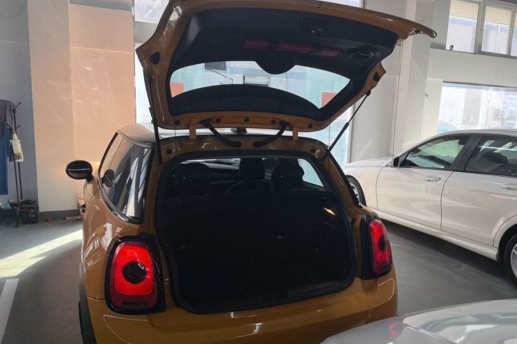 MINI 2014款 1.2T ONE+局部细节23