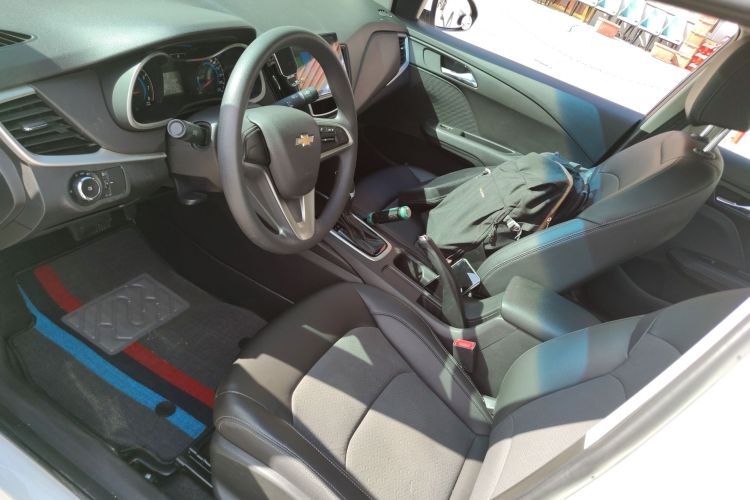 雪佛兰 科沃兹 2019款 320 自动欣悦版中控内饰19