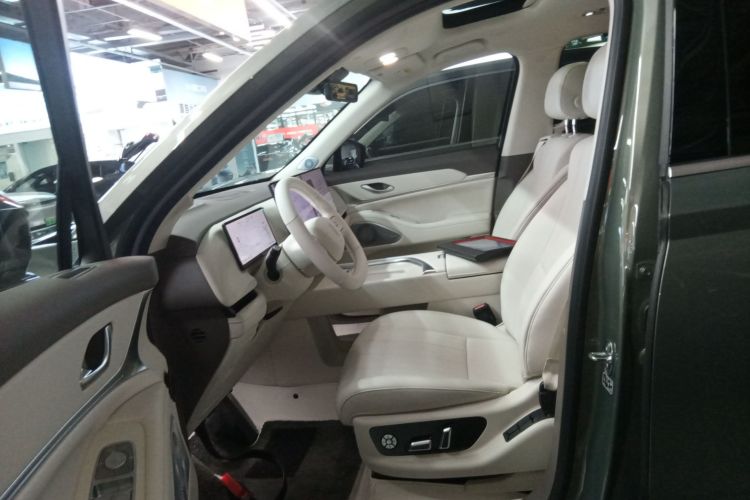 魏牌 蓝山 2025款 四驱 Max中控内饰19