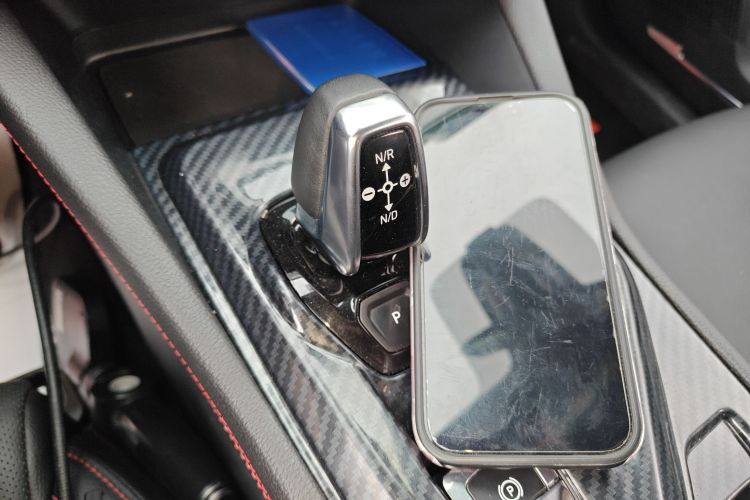 领克03 2019款 1.5TD DCT劲版 国VI中控内饰18