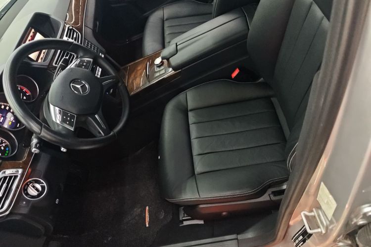 奔驰E级 2014款 E 260 L 豪华型局部细节19