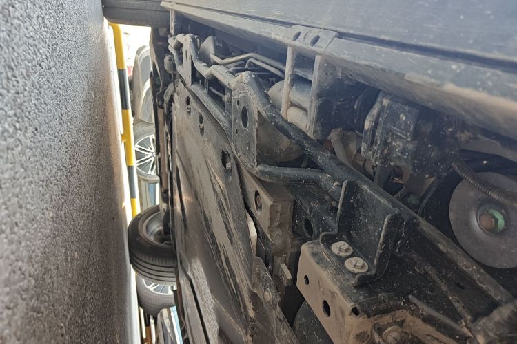 方程豹 豹5 2025款 云辇激光乾崑智驾版局部细节9002