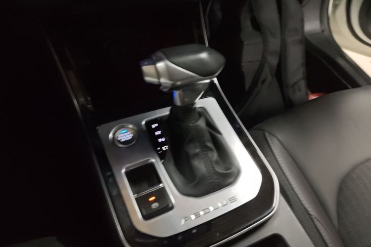 东风风神 奕炫 2020款 230T 自动炫酷版中控内饰18