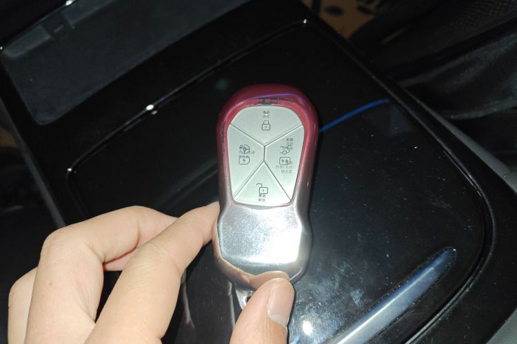 小鹏P7 2022款 480N+中控内饰7001