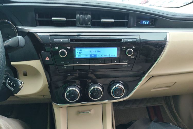 丰田 卡罗拉 2014款 1.6L 手动GL局部细节16