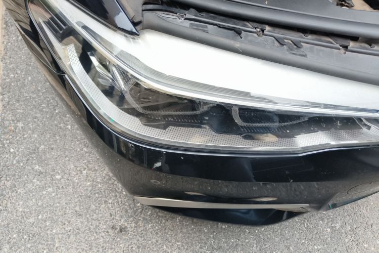 宝马5系 2020款 530Li 领先型 M运动套装车身外观8