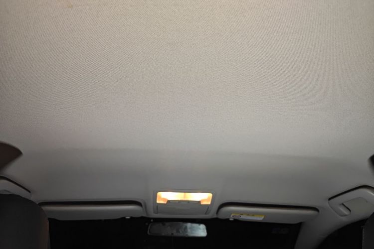 丰田 卡罗拉 2017款 1.2T CVT GL中控内饰22