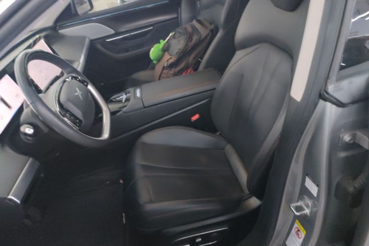 小鹏P7 2022款 670N+局部细节19