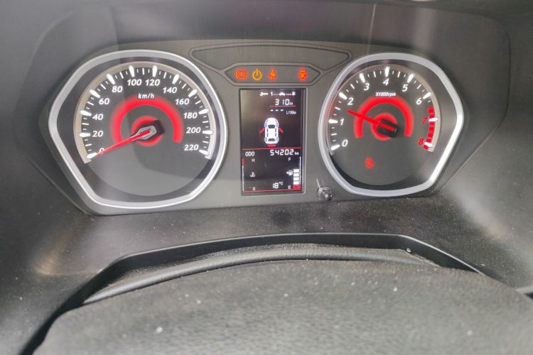 东南DX3 2016款 1.5L 手动尊贵型中控内饰15