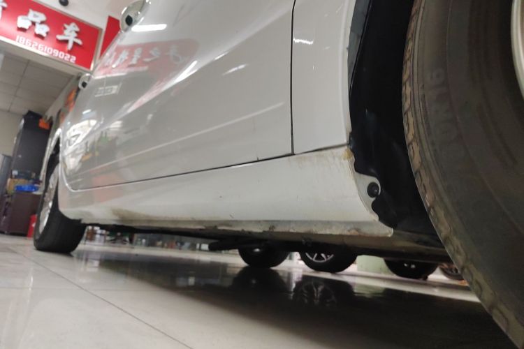 观致3 2018款 三厢 1.6L 自动领先型局部细节9001