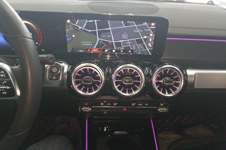 奔驰GLB 2023款 GLB 220 时尚型局部细节16