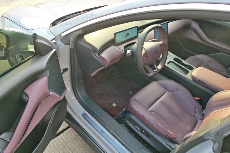 蔚来ET5 2022款 75kWh中控内饰7003