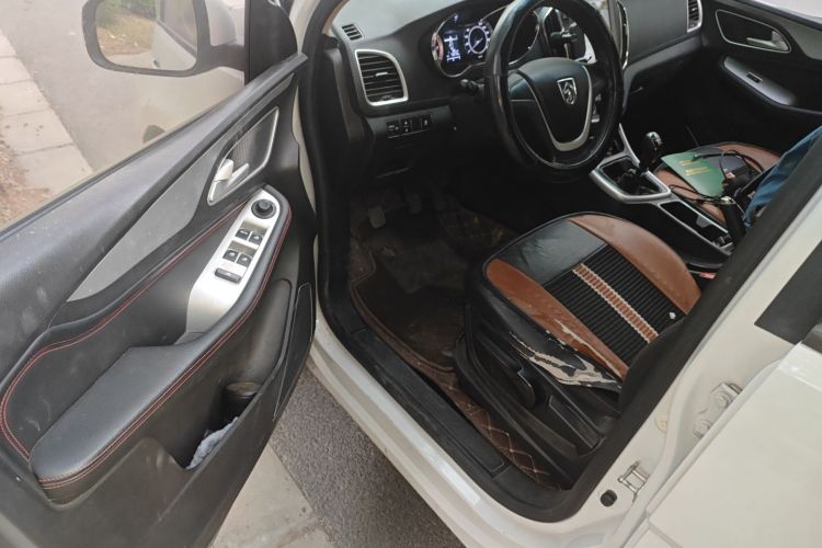 宝骏560 2016款 1.5T 手动舒适型中控内饰7003